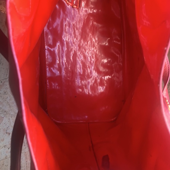 TORY BURCH CHERRY RED MICHELLE TOTE BAG - Picture 9 of 15